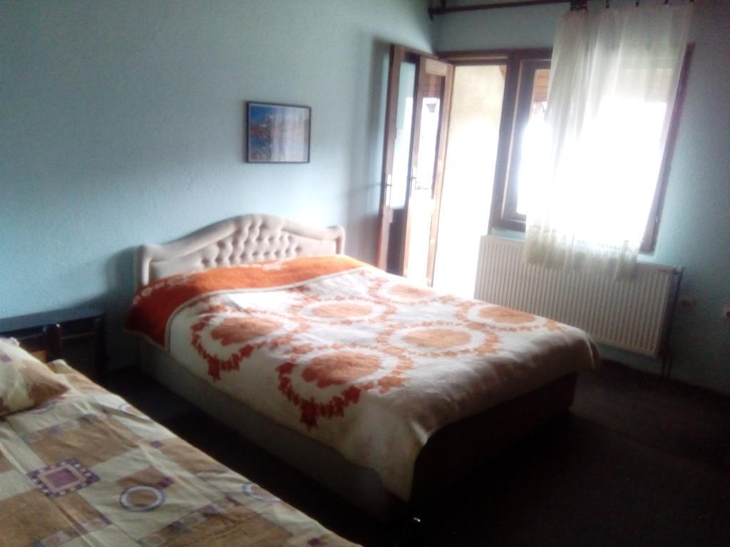 Guesthouse Andrea A 자블야크 외부 사진